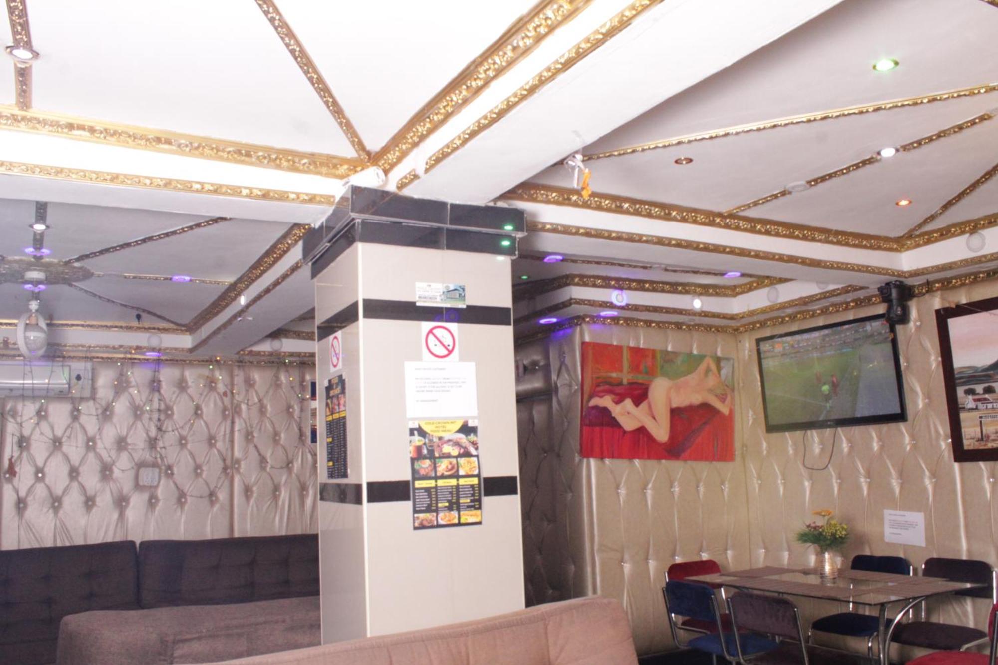 Gold Crown International Hotel ヨハネスブルグ エクステリア 写真