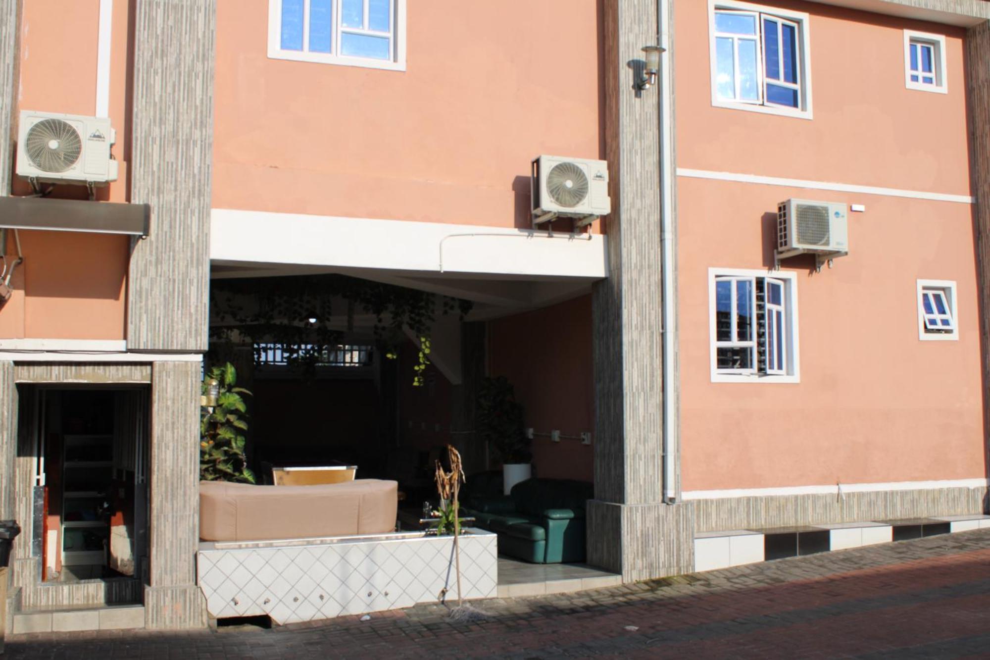 Gold Crown International Hotel ヨハネスブルグ エクステリア 写真