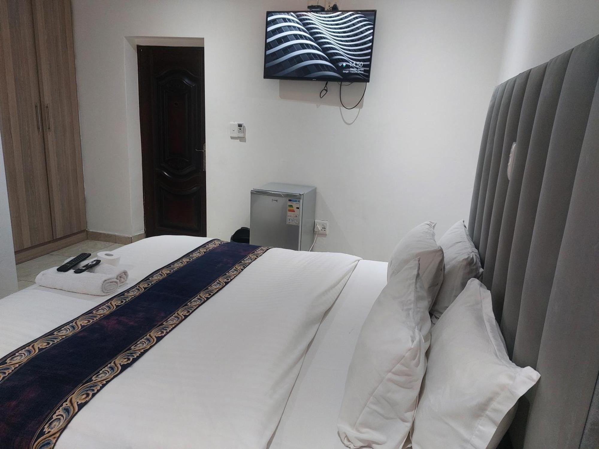 Gold Crown International Hotel ヨハネスブルグ エクステリア 写真