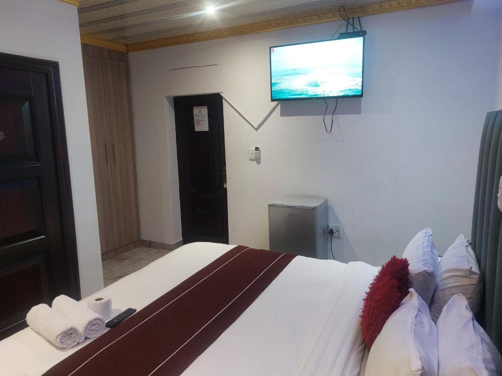 Gold Crown International Hotel ヨハネスブルグ エクステリア 写真